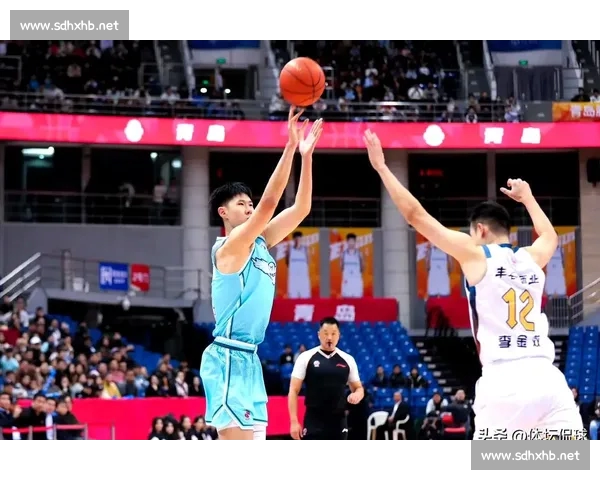 CBA赛事精彩对决全程直播 快来一起见证篮球巅峰对决！